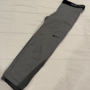 Nike Pro Dri-Fit Crop Leggings